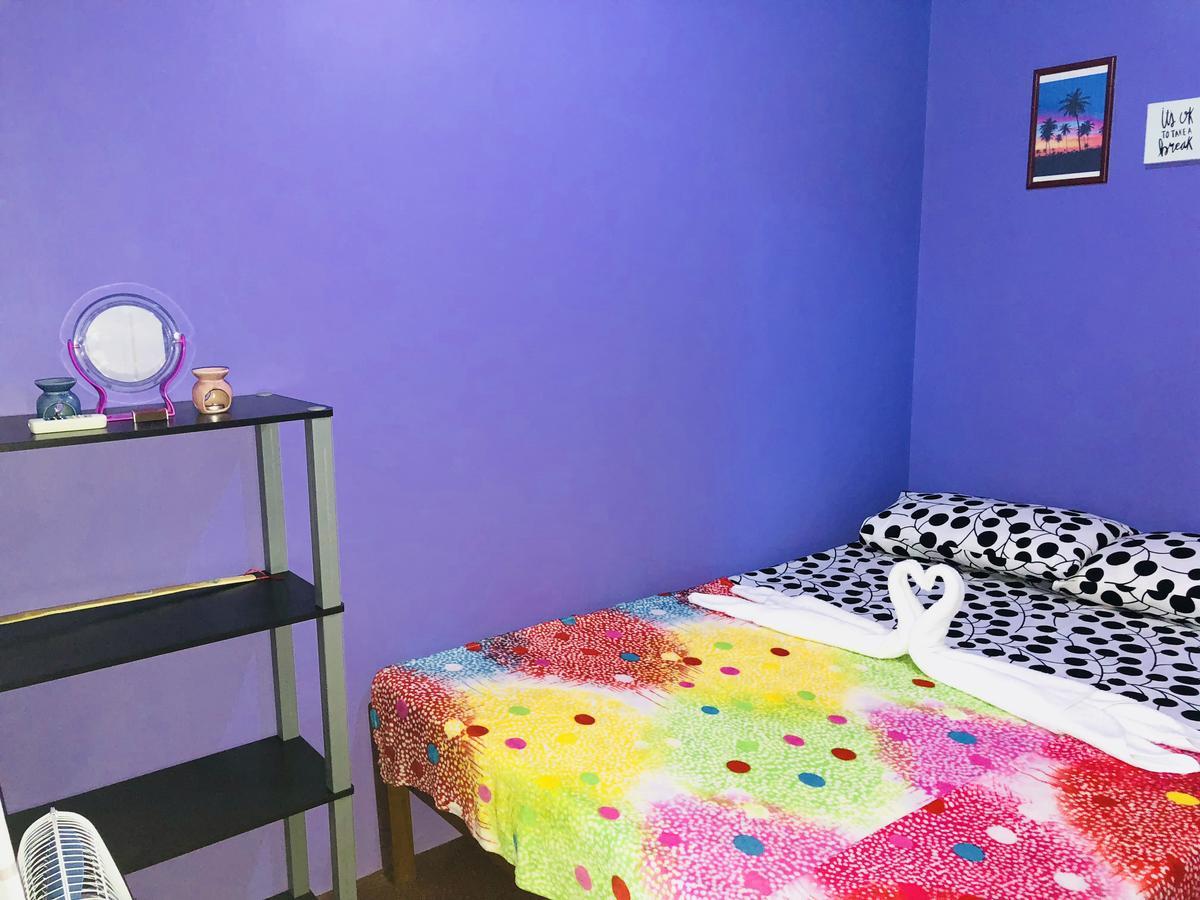 Colors Boutique Hostel Puerto Princesa Bagian luar foto